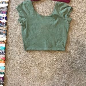 Crop top